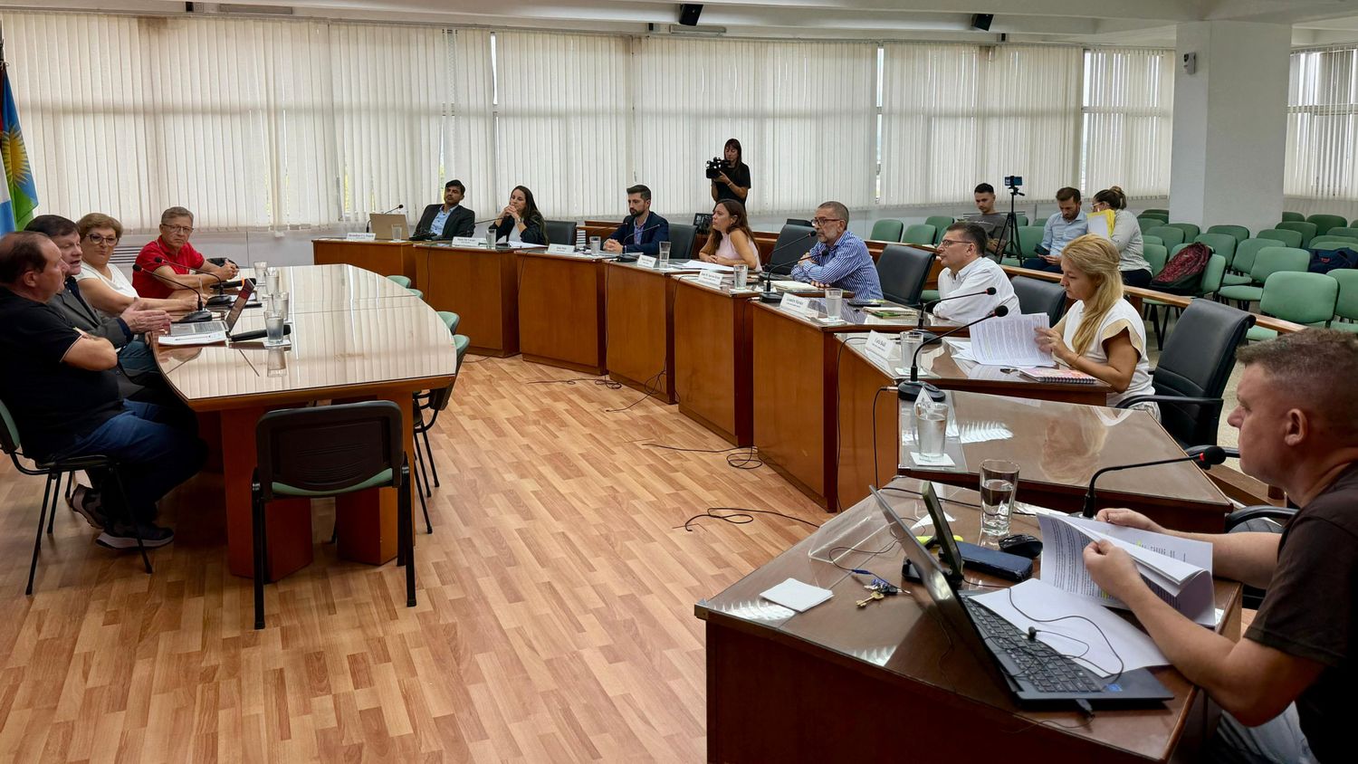 Concejales de Rafaela recibieron a vecinos y a Escritores Rafaelinos Agrupados