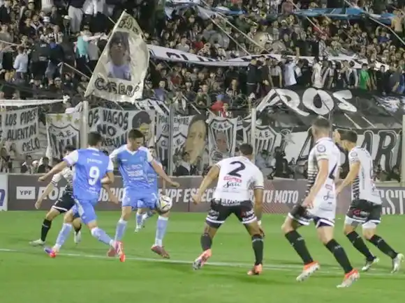 Ida de semifinales del Reducido: Estudiantes BA y Morón ganaron y toman ventaja para el segundo ascenso