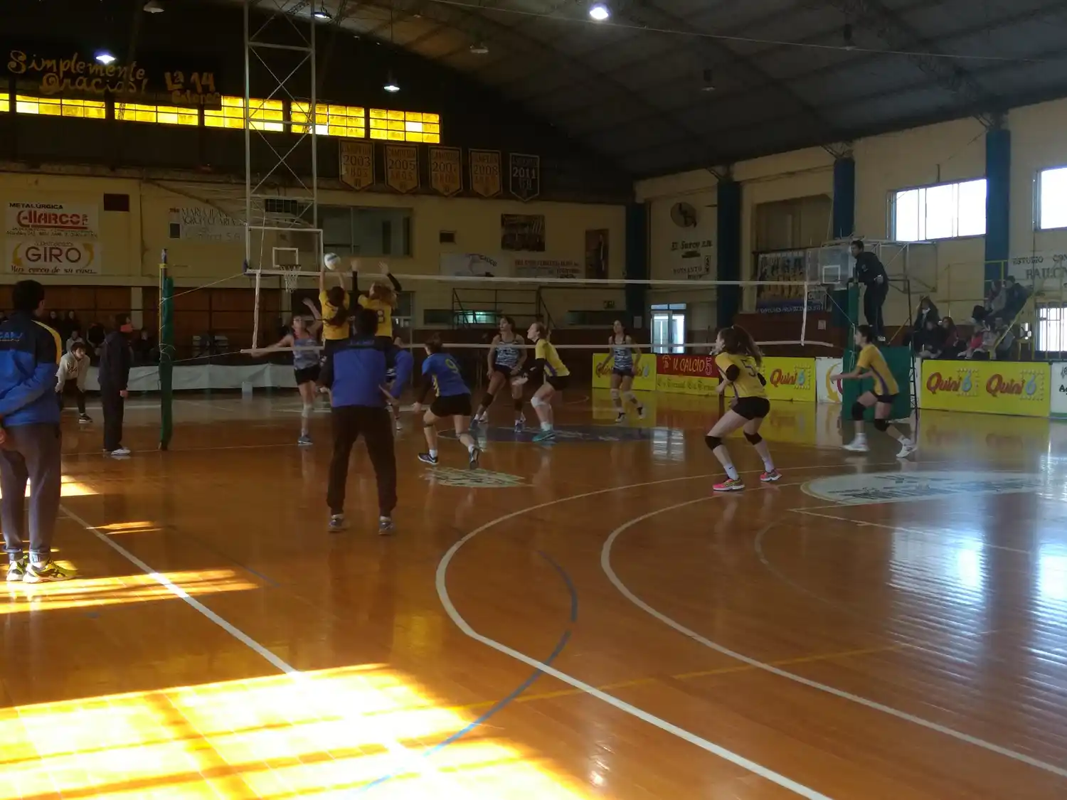 Comenzó la Copa Santa Fe de vóley