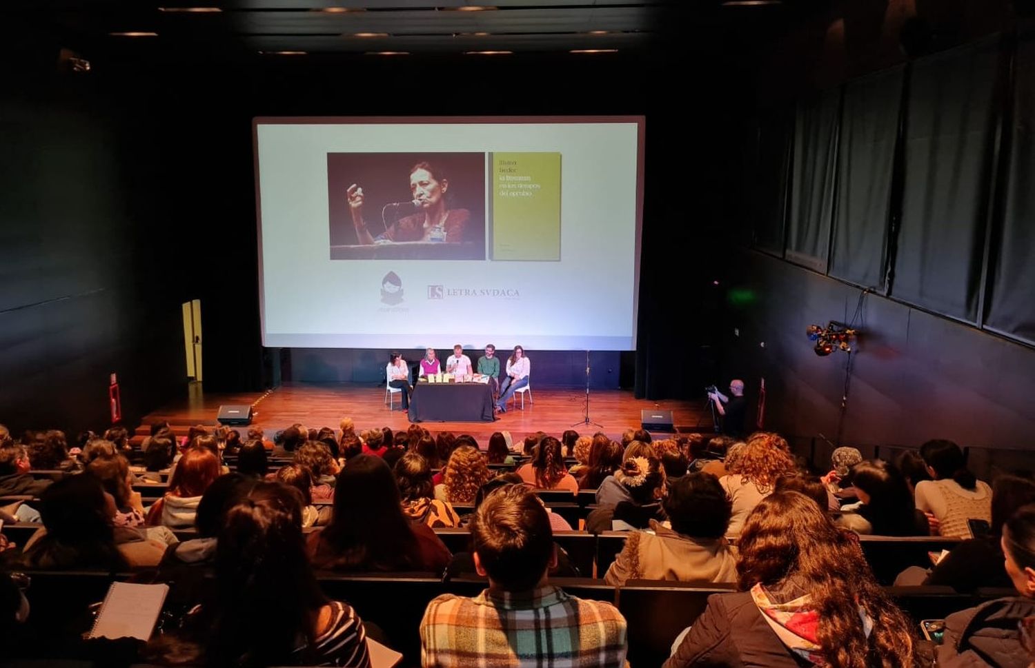 Se desarrollan en la ciudad las 24ª Jornadas “La literatura y la escuela”