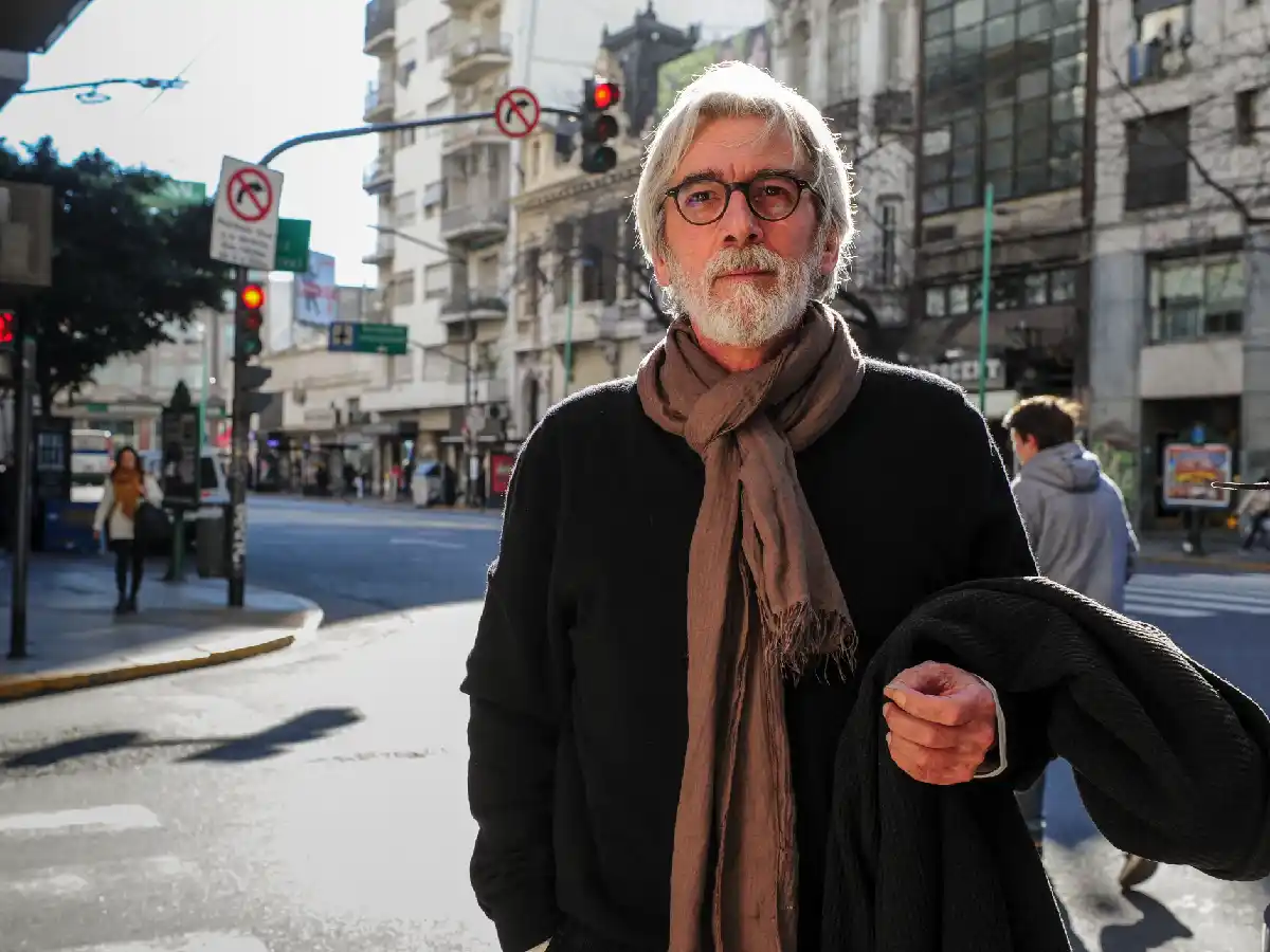 Periodista argentino que trabajó 20 años en  Kabul no descarta un probable "acuerdo secreto"   