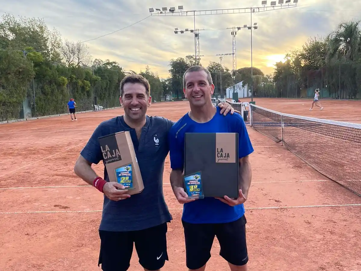 Juegan torneo en La Fábrica Club