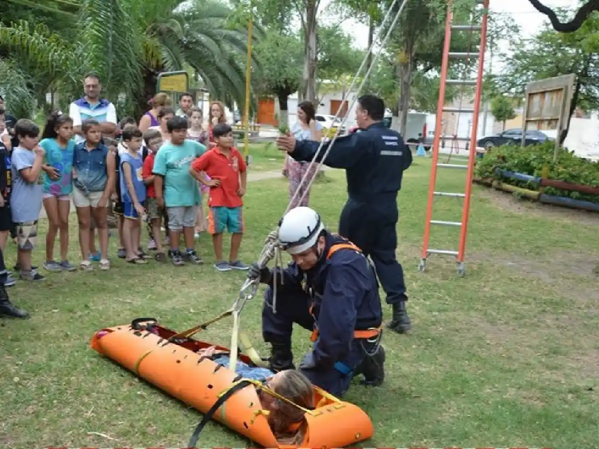 Bomberos a la plaza: este sábado en barrio El Prado