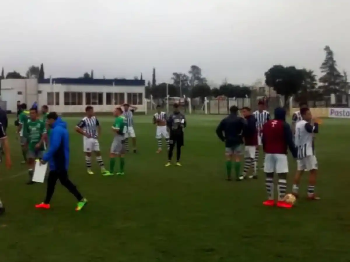Los chicos de Sportivo se probaron con Talleres