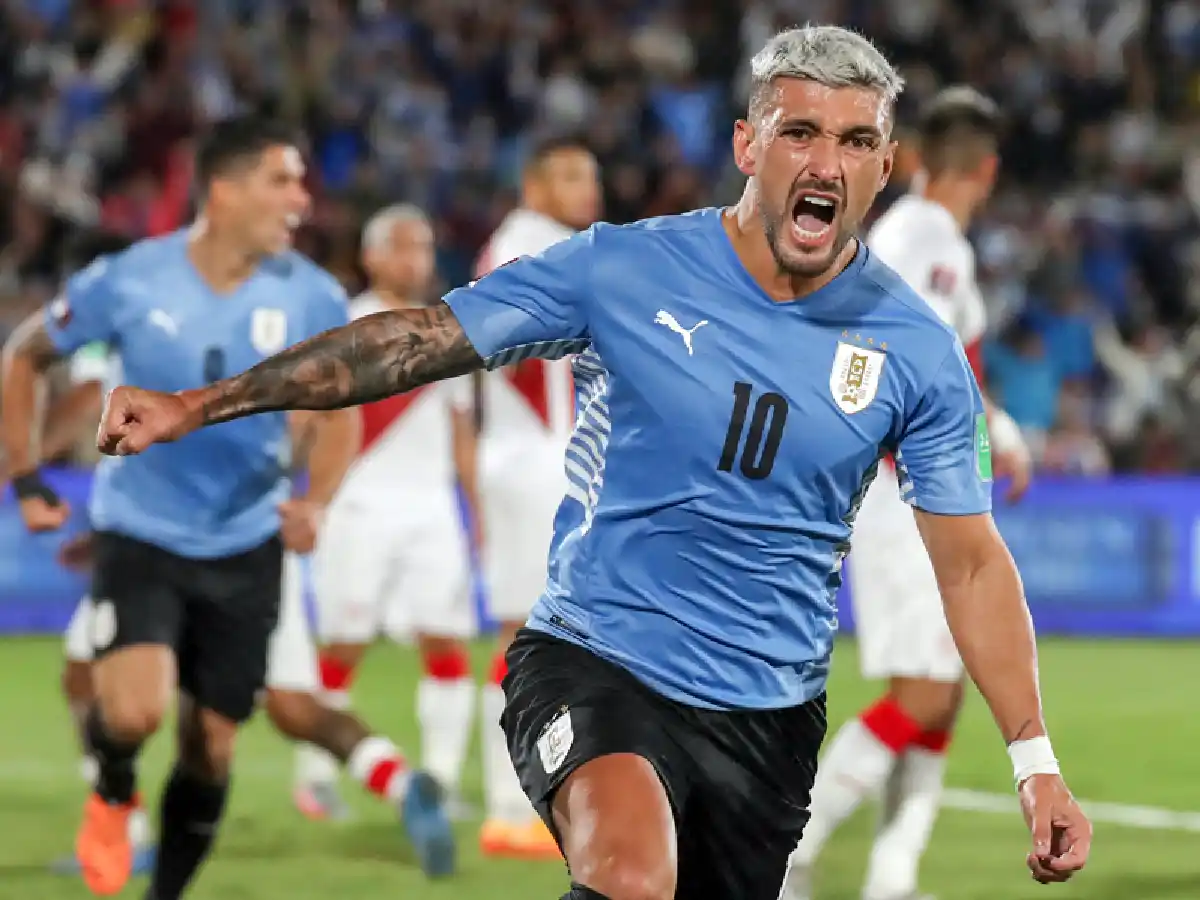 Ecuador y Uruguay sacaron a Qatar