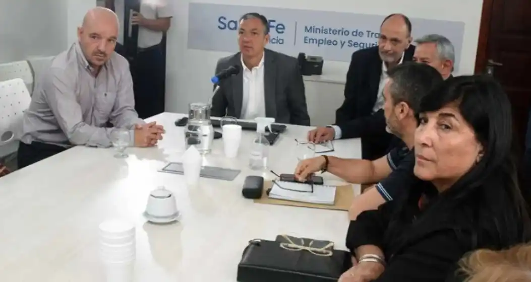 La provincia retoma el jueves las paritarias y no descarta “seguir conversando” sobre la extensión del ciclo lectivo con los docentes