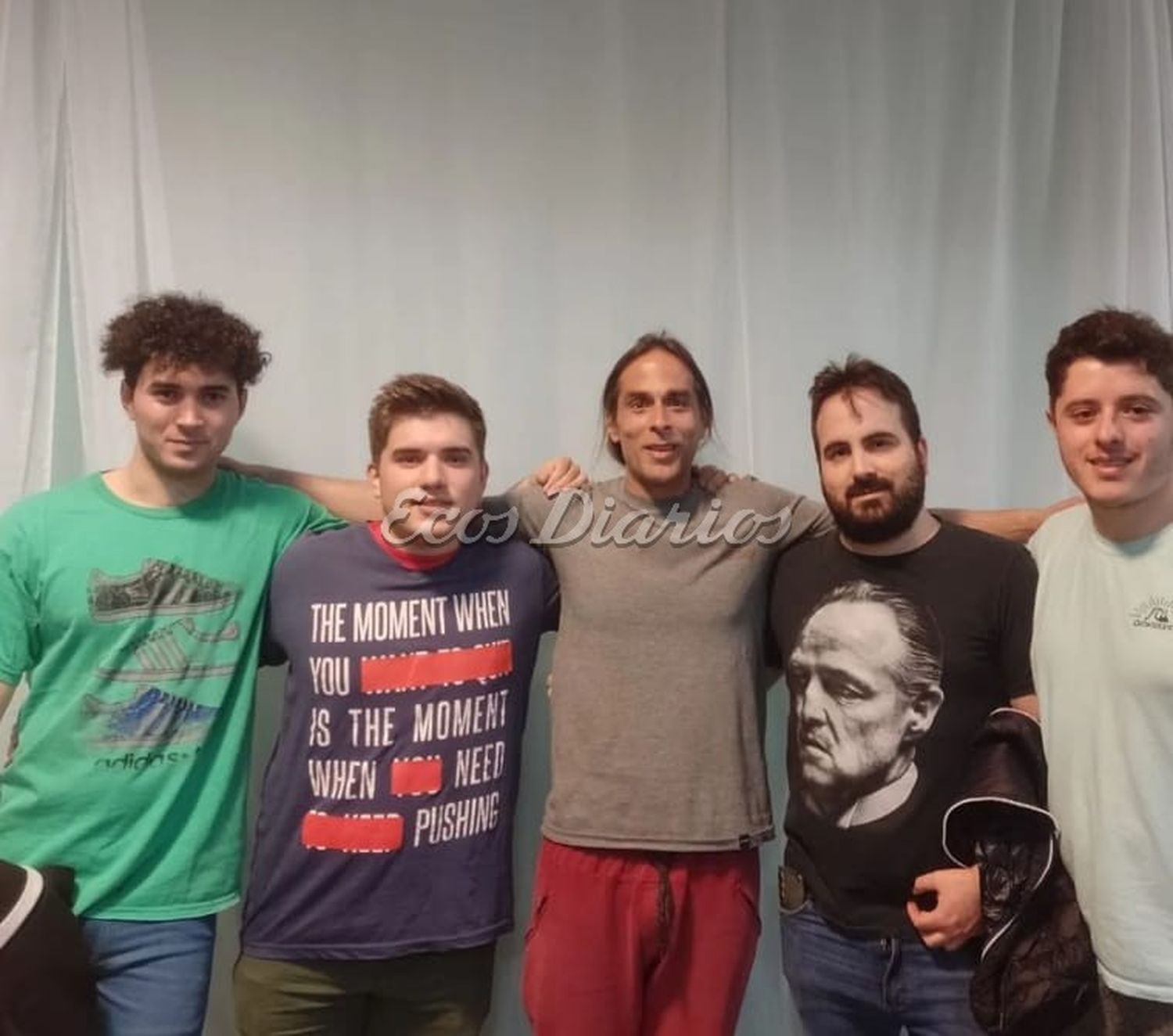 De izquierda a derecha. Merlín Gabrielli, Facundo Foss Osma, Rolando Gabrielli, Leonardo Tristán y Agustín Galante.