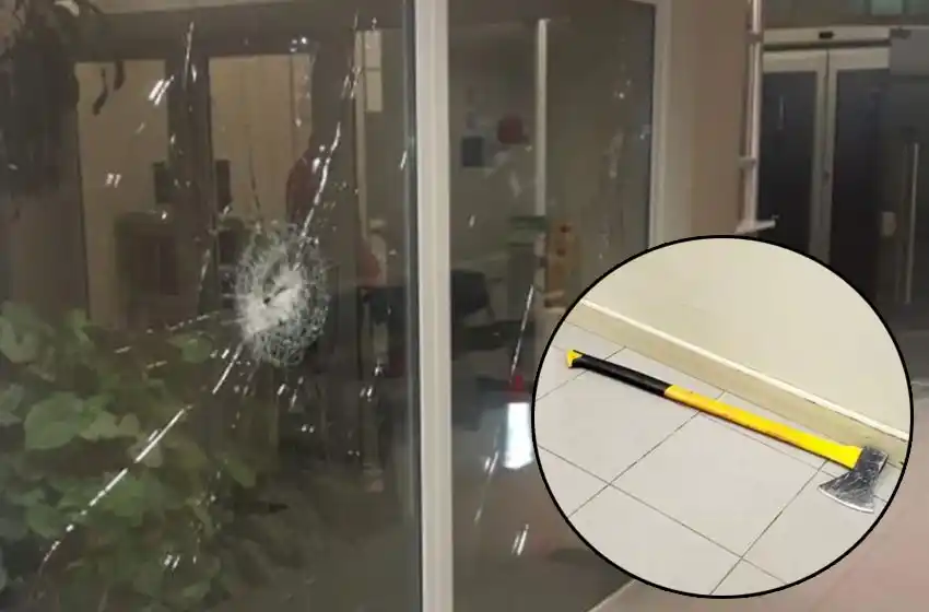 Un hombre con un hacha destrozó la sala de una guardia