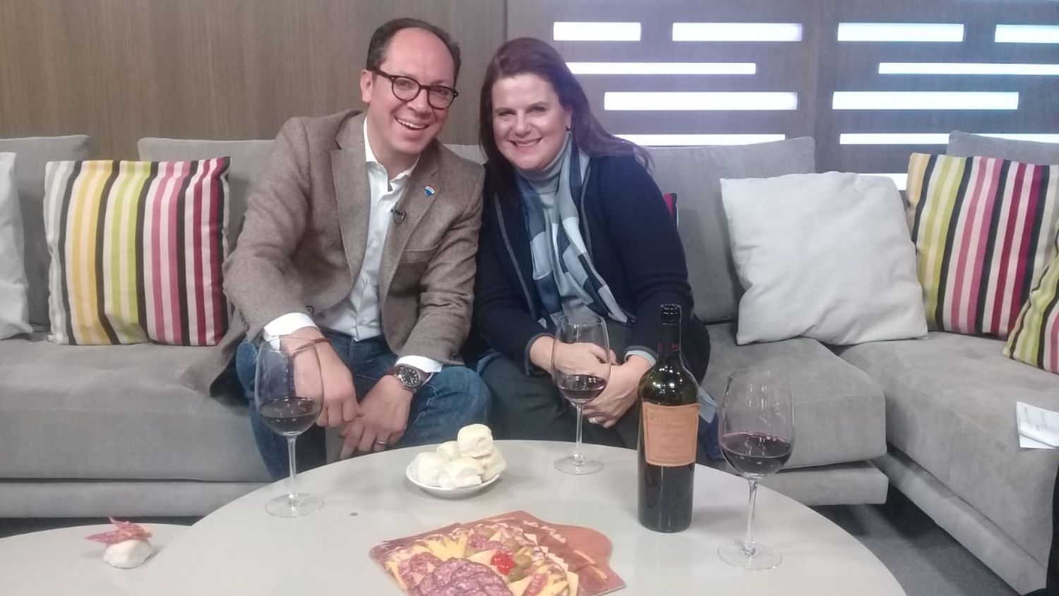Dotti Peñate y Sebastian Sosa en la picada de los viernes