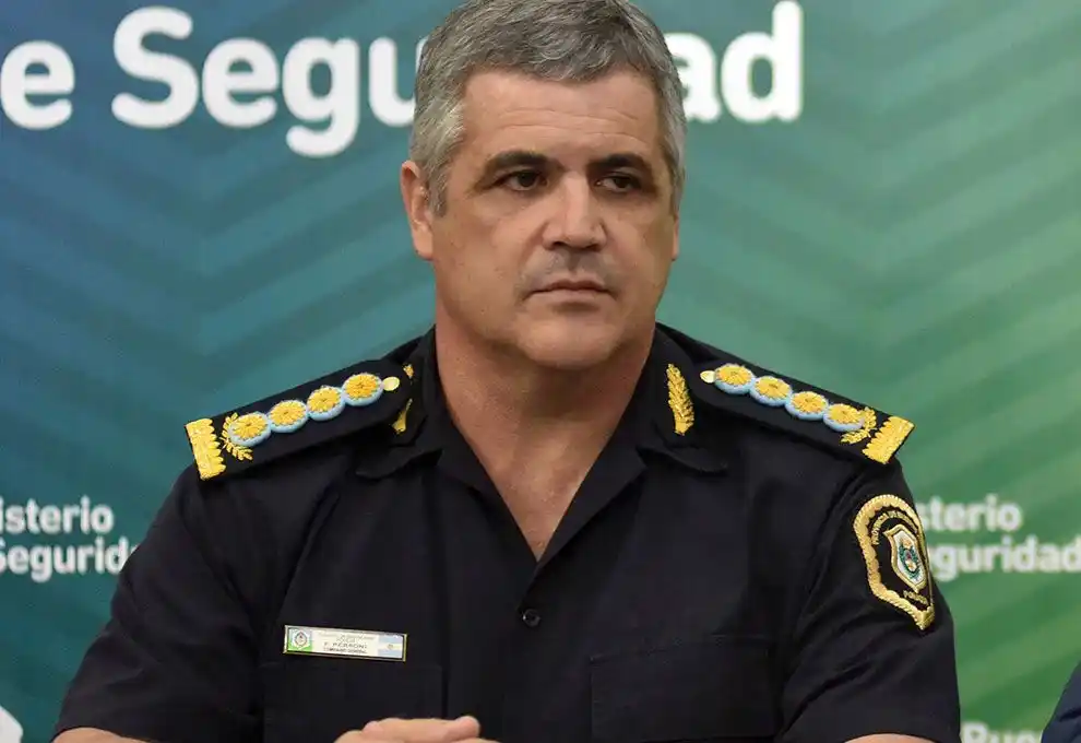 El Jefe de la Bonaerense visitó a la familia de la policía asesinada Lourdes Espíndola