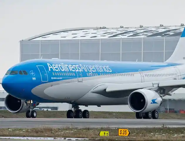Pasajes baratos: colapsó el sitio de Aerolíneas y estiman que se agotarán los cupos