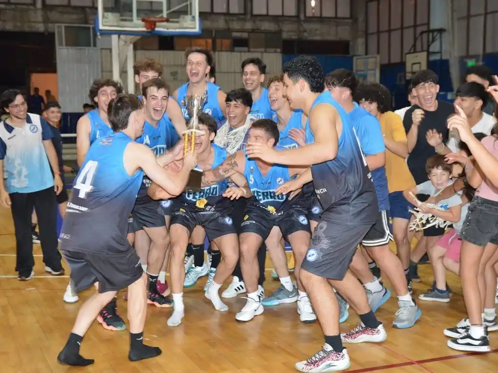 Ferro se consagró campeón del Asociativo con amplio marcador