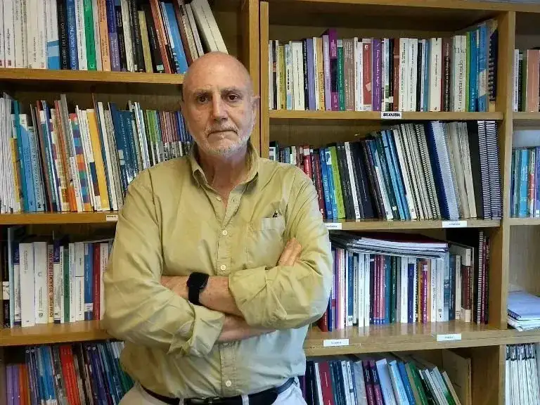 Agustín Salvia llega a la UNMDP para analizar la pobreza, el endeudamiento y la crisis de los cuidados