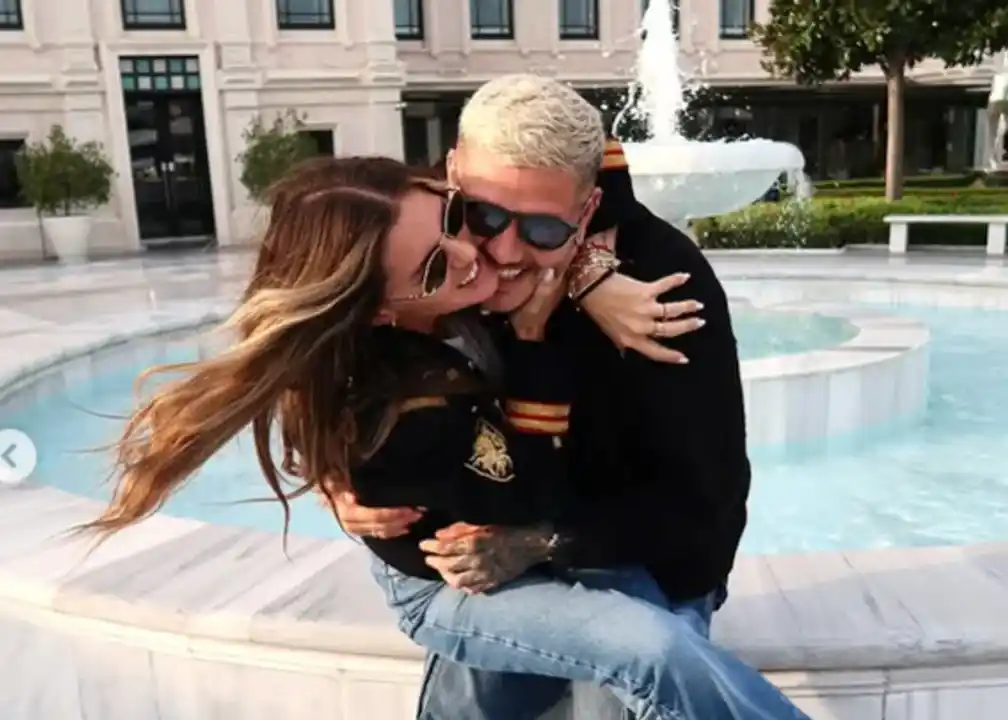 China y Mauro en Estambul, previo a su viaje a Madrid.