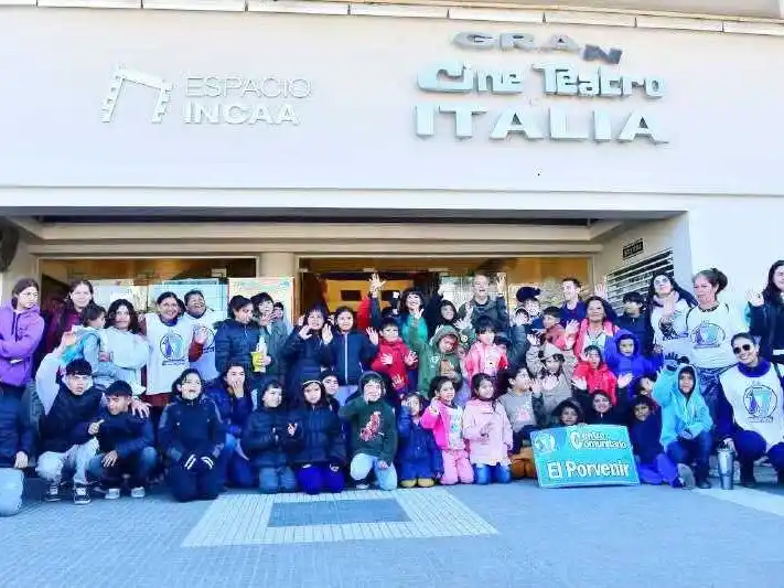 Cine gratuito, con funciones programadas
para los jueves, viernes y sábados