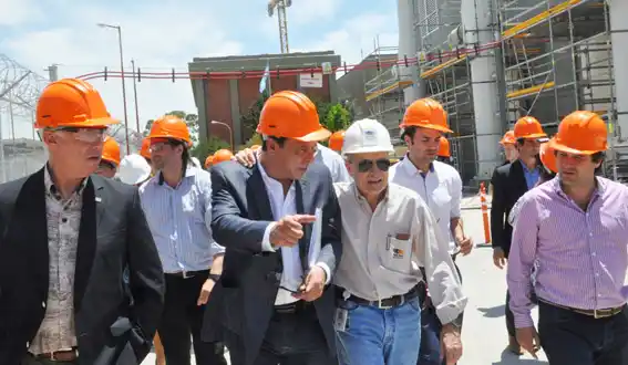 Cáffaro recibió a 22 intendentes y recorrieron Atucha II en Zárate