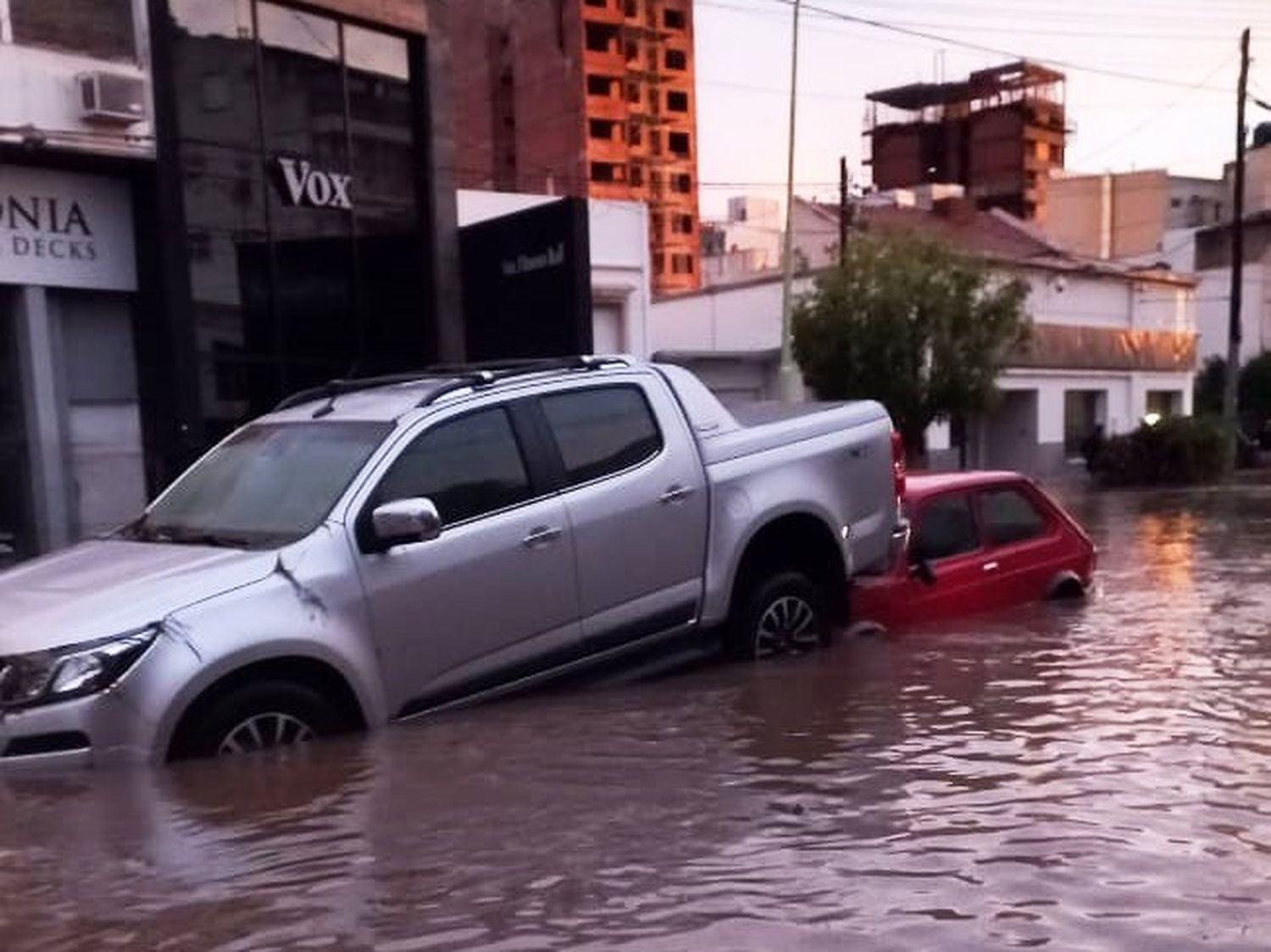 Bahía Blanca: dramático testimonio de una gualeya tras la trágica inundación