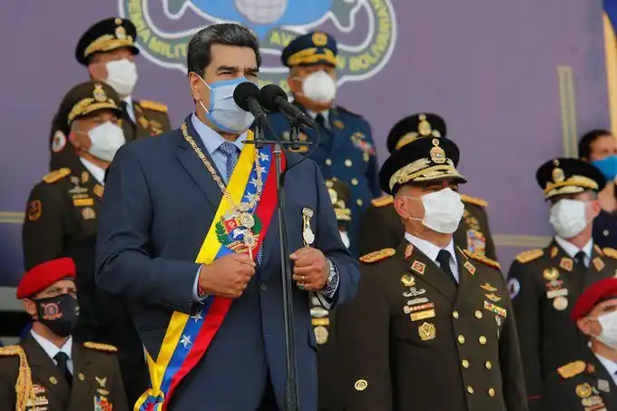 Maduro y su disco rayado al imperio: “Aquí no se rinde nadie”