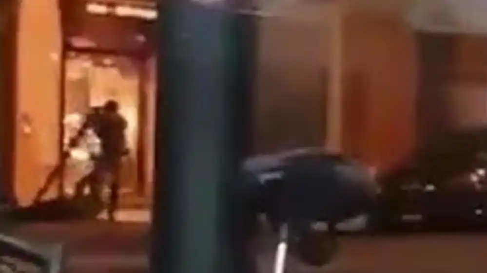 Lanús: Así escapaba un delincuente herido tras matar a un policía 