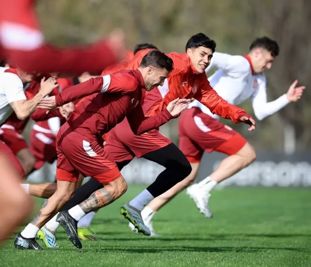 Joaquín Tobio Burgos será titular en el estreno de Estudiantes ante Independiente