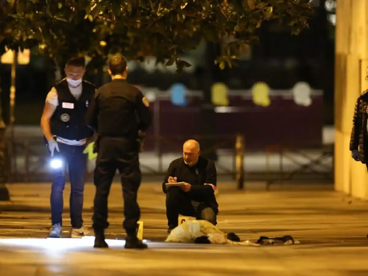 Siete heridos en un ataque con cuchillo en París