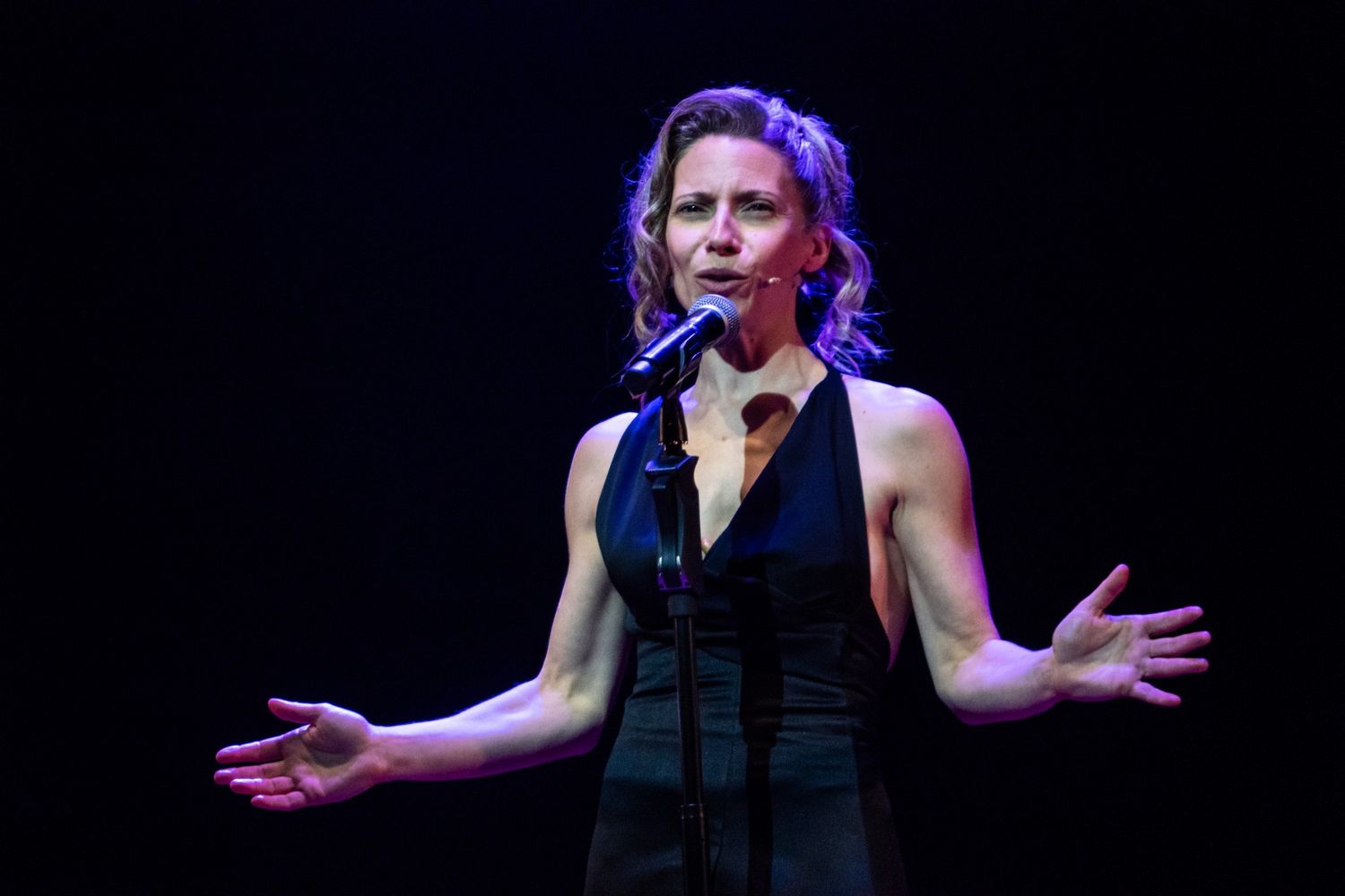 La cantante se encuentra en plena gira por el país y luego viajará a España con este show.