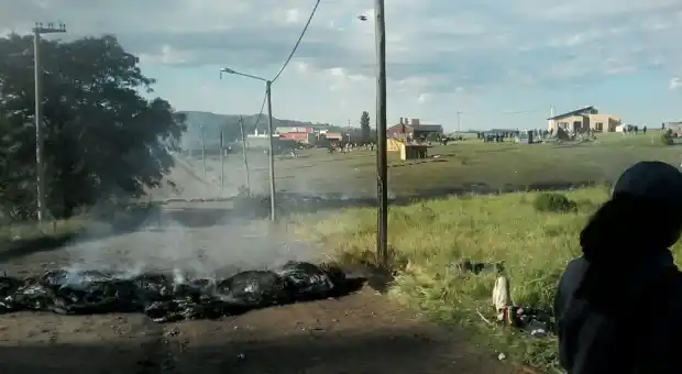 Tandil: La Policía avanzó y desalojó la toma en Villa Cordobita