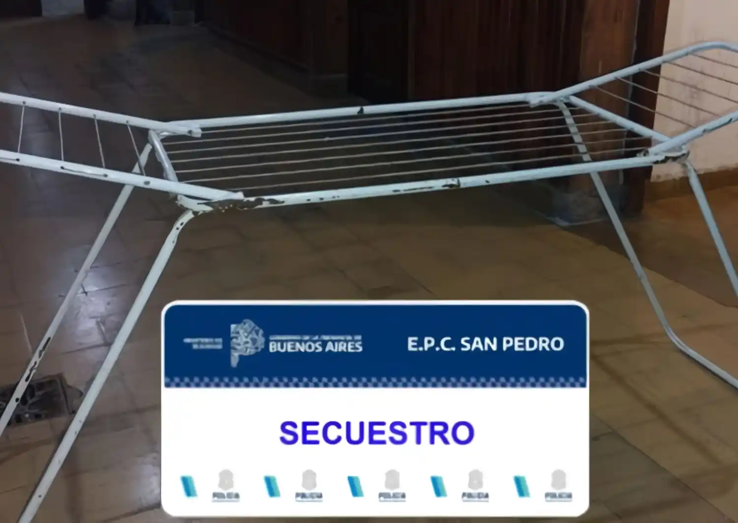 El tender de ropa fue secuestrado y restituido a su propietaria.