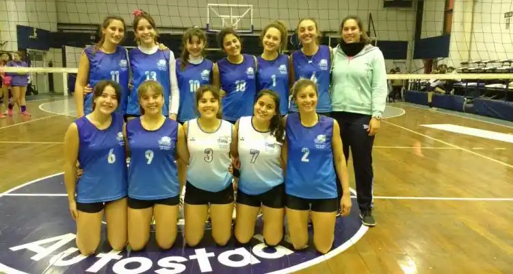 Doble victoria femenina de Náutico en San Nicolás