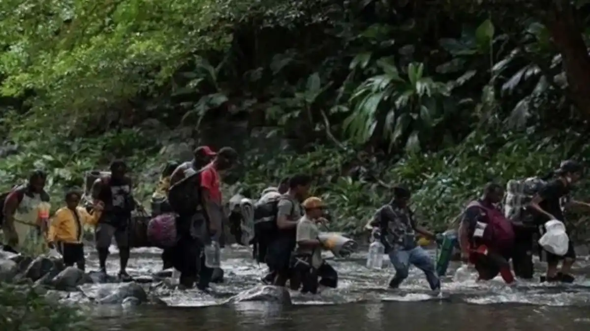 Más de 122.000 migrantes venezolanos han cruzado la selva del Darién en 2024