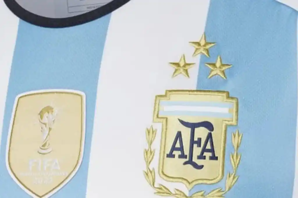 Gran expectativa: arranca la venta de la camiseta de la Selección Argentina con las tres estrellas