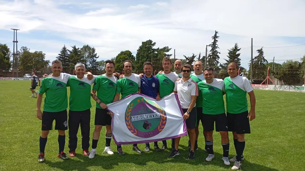 Agrovetes. Equipo de fútbol, que logró resultados positivos en la fecha de las Olimpiadas