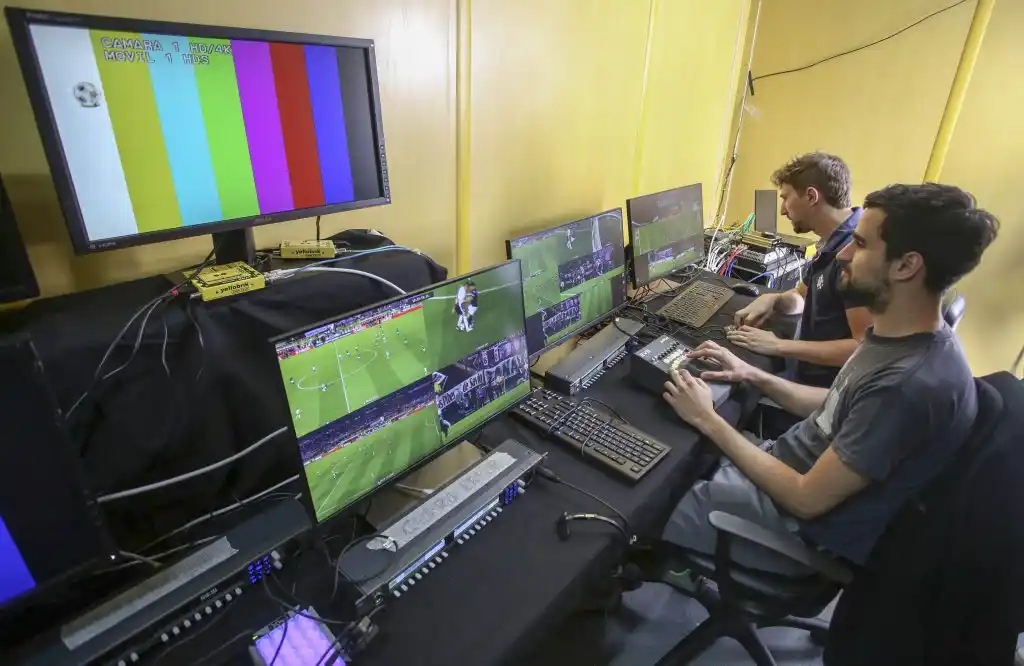 Proponen que los equipos pidan intervención del VAR