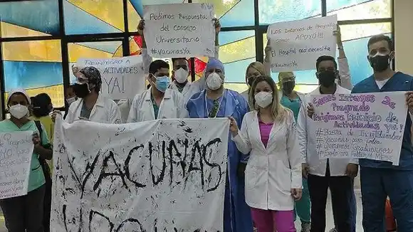 Estudiantes de medicina exigen ser incluidos en plan de vacunación: denuncian déficit de personal de salud en Anzoátegui