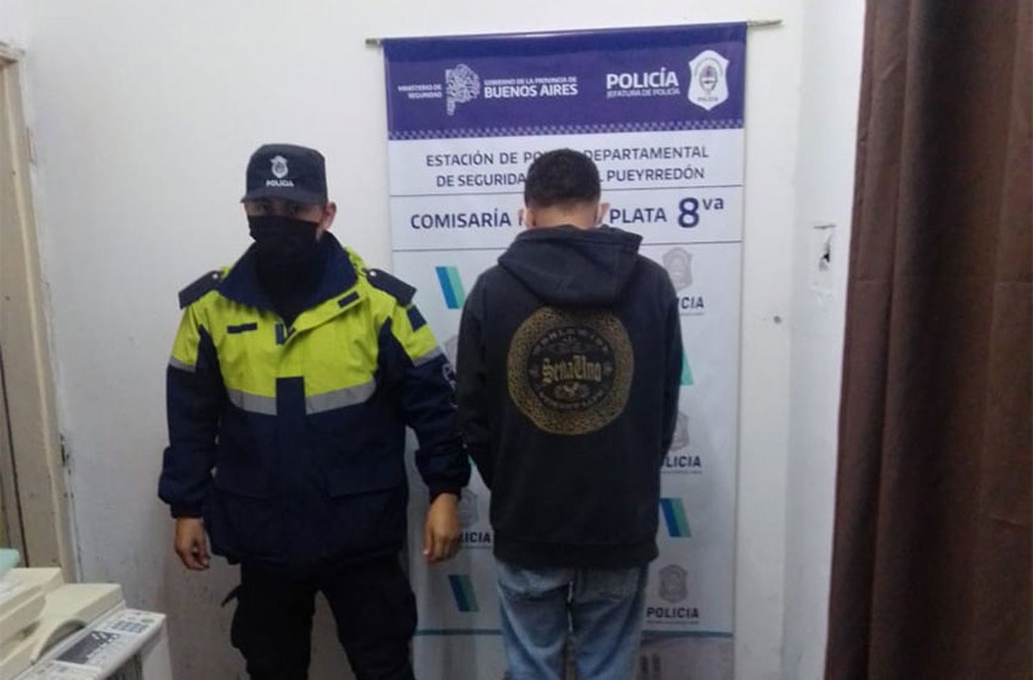 Amenazó con un arma de fuego a su ex pareja: fue detenido