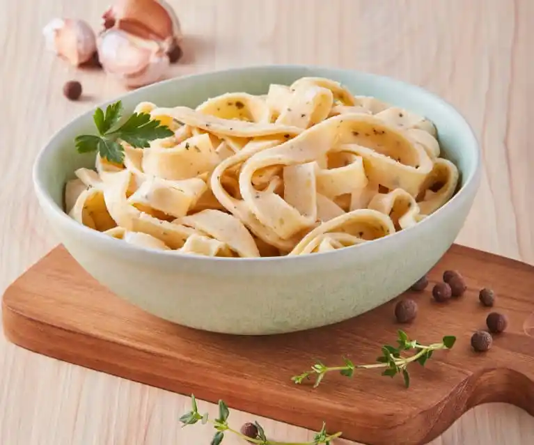 Aprende a preparar pasta keto con solo 2 ingredientes (Video)