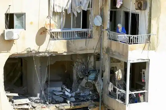 Israel llevaba a cabo “ataques aéreos de advertencia” en suburbios meridionales de Beirut