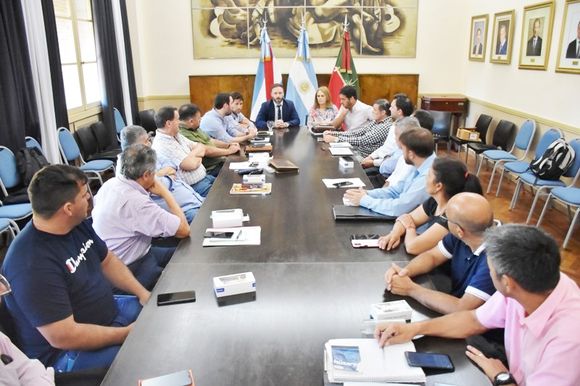 Avanza el programa de descentralización municipal