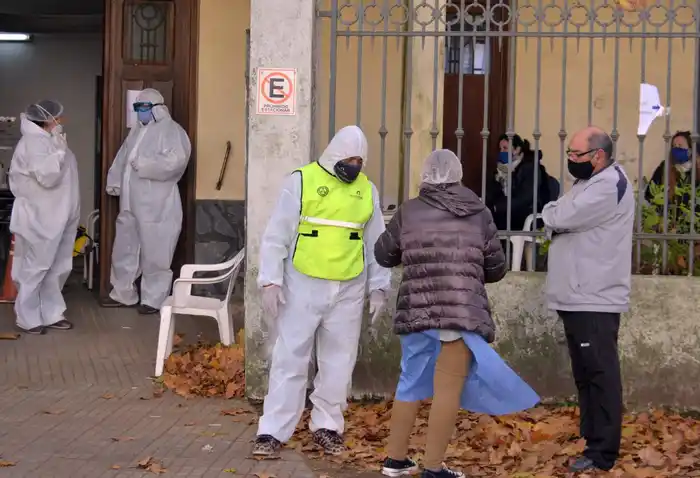 El Sistema de Salud apuesta al testeo de asintomáticos para reducir contagios y confía en el avance de la vacunación