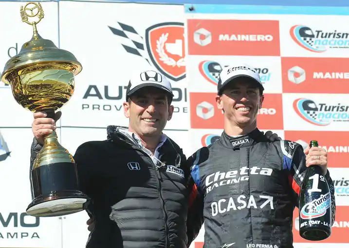 Pernía deja el equipo con  el que se consagró en TN