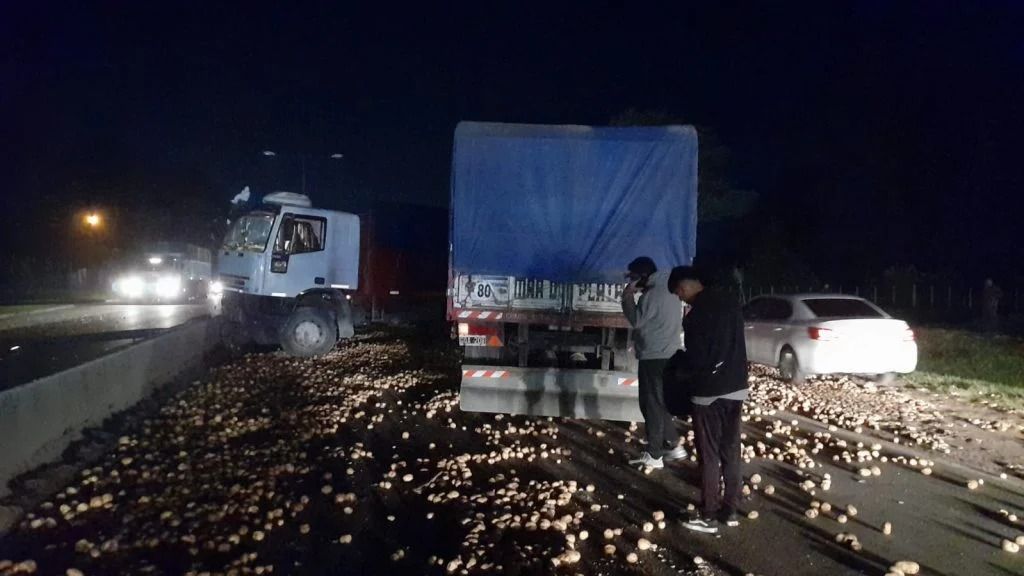 Las papas quedaron desparramadas