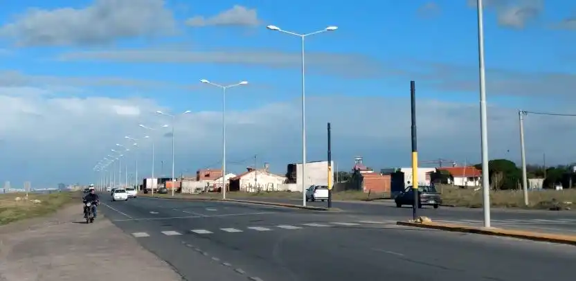 Finaliza en días la reinstalación de luminarias en la Ruta 11