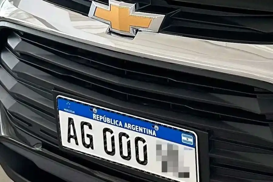 Tras más de un año, se pasó de AG a AH.