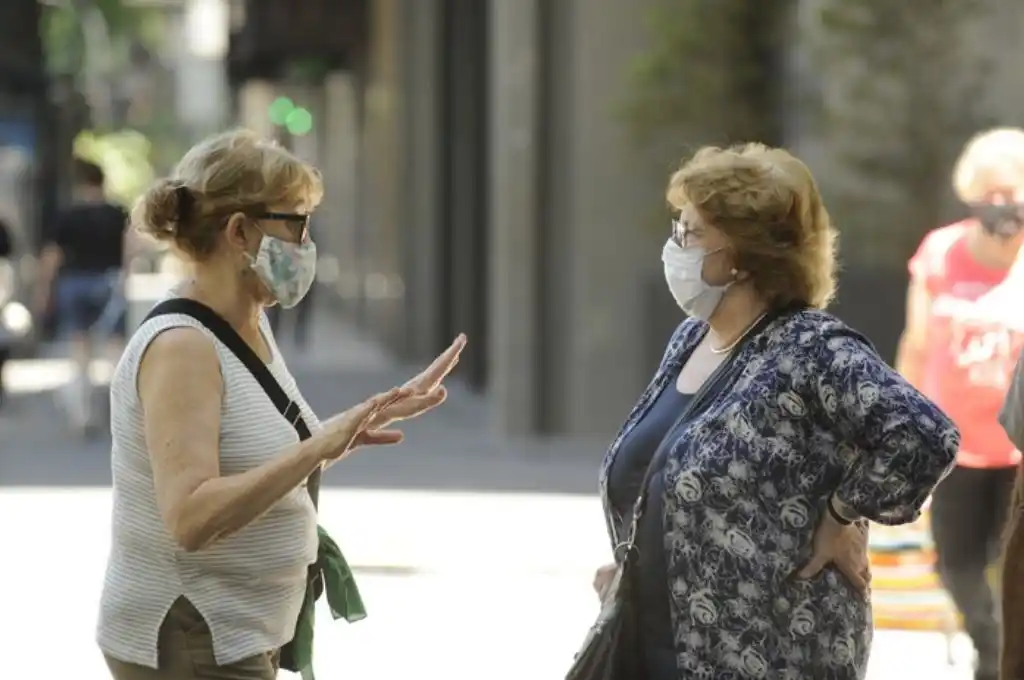 Argentina registró 38 muertes y 912 nuevos casos de Covid