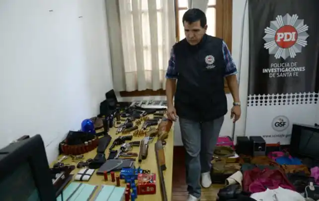 Pullaro responsabilizó a la Corte provincial por la desaparición de armas policiales