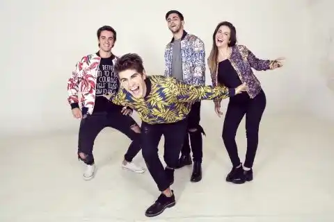 AcercArte en Berisso, Necochea y Arrecifes con Iván Noble, Los Pericos y Rombai