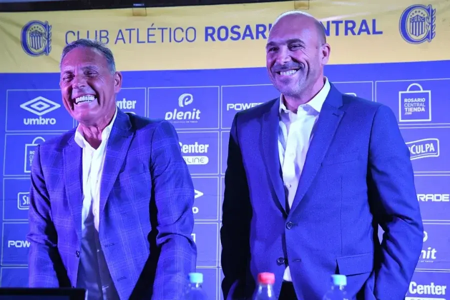 Miguel Russo fue presentado como nuevo DT de Rosario Central