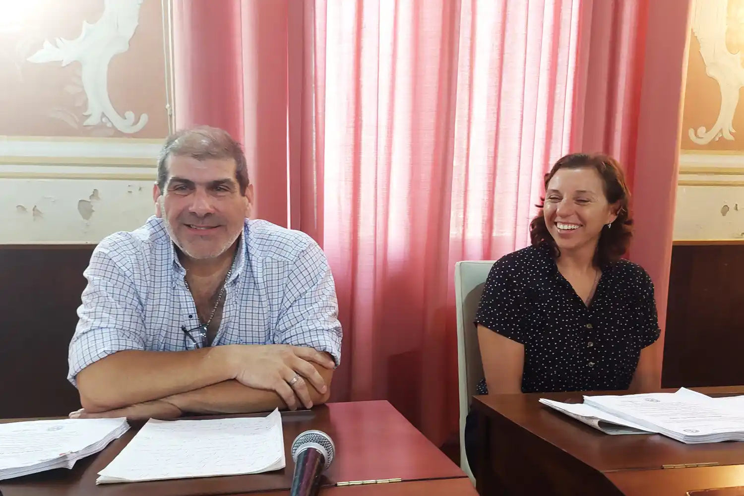 Mauro de Rosa y Viviana Riquelme, los concejajes de La Libertad Avanza.