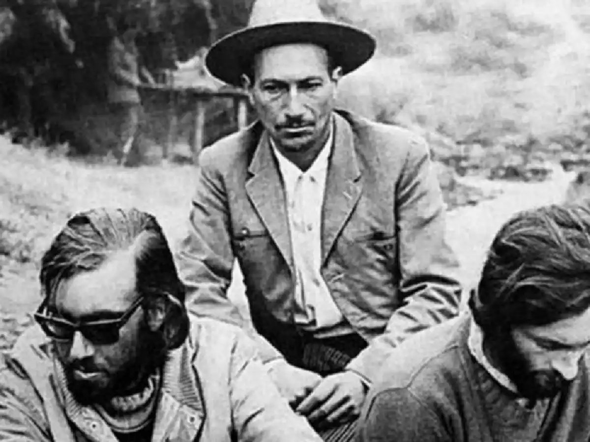A 50 AÑOS DE LA TRAGEDIA DE LOS ANDES - El arriero que había encontrado a sobrevivientes de la tragedia de los Andes y no le creían: los daban por muertos