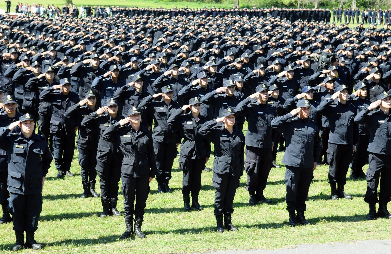 Presentan proyecto de ley para que aspirantes de la Policía bonaerense visiten sitios de memoria